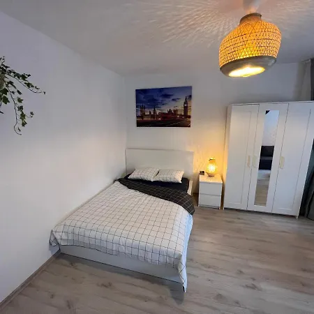 London - Free Parking Apartment Kattowitz